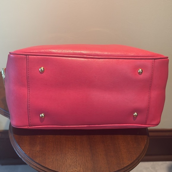 Ralph Lauren   Satchel   Leather like Epi  Pink  Goldtone hardware  Beautiful - Picture 11 of 16